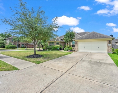 31503 Reston Cliff Court - Photo Thumbnail 2