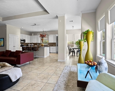 31503 Reston Cliff Court - Photo Thumbnail 16
