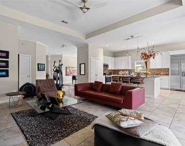 31503 Reston Cliff Court - Photo Thumbnail 6