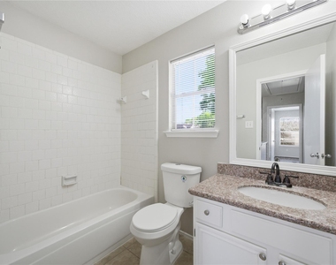 2034 Greenwest Drive - Photo Thumbnail 19
