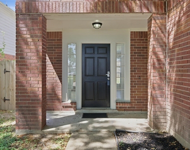 2034 Greenwest Drive - Photo Thumbnail 3