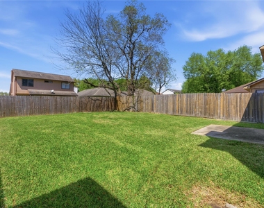 2034 Greenwest Drive - Photo Thumbnail 30
