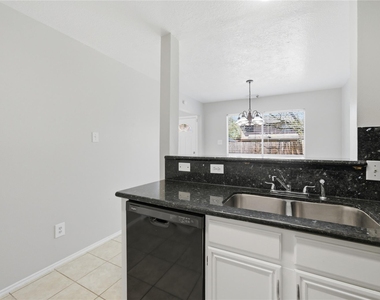 2034 Greenwest Drive - Photo Thumbnail 13