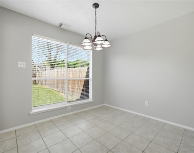 2034 Greenwest Drive - Photo Thumbnail 10