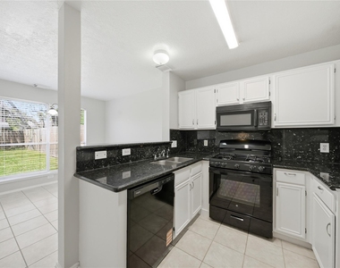 2034 Greenwest Drive - Photo Thumbnail 14