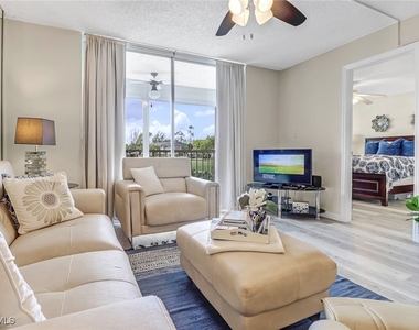 190 Turtle Lake Court - Photo Thumbnail 7