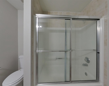 415 Remington Creek Drive - Photo Thumbnail 12
