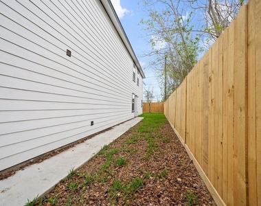 6609 Bacher Street - Photo Thumbnail 20