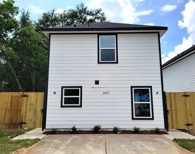 6609 Bacher Street - Photo Thumbnail 23
