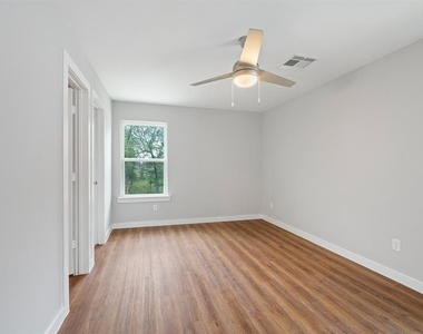6609 Bacher Street - Photo Thumbnail 15