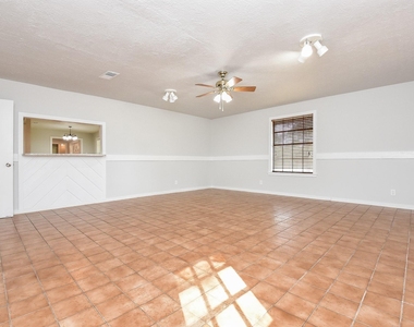 12713 Roy Harris Loop - Photo Thumbnail 32