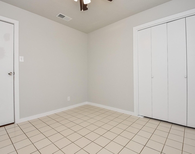 12713 Roy Harris Loop - Photo Thumbnail 23