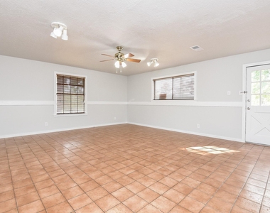 12713 Roy Harris Loop - Photo Thumbnail 26