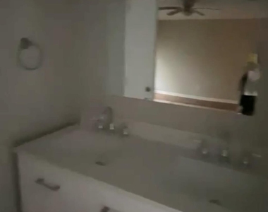 19746 Oakland Valley Drive - Photo Thumbnail 10