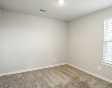7226 Telford Hollow Trail - Photo Thumbnail 13