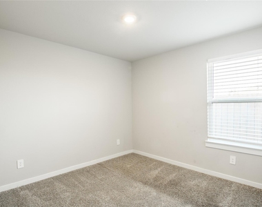 7226 Telford Hollow Trail - Photo Thumbnail 21