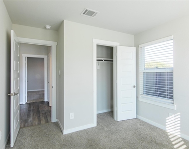 7226 Telford Hollow Trail - Photo Thumbnail 9