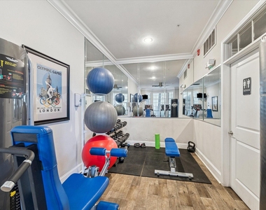 5353 Memorial Drive - Photo Thumbnail 16