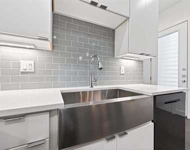 5841 Dolores Street - Photo Thumbnail 6
