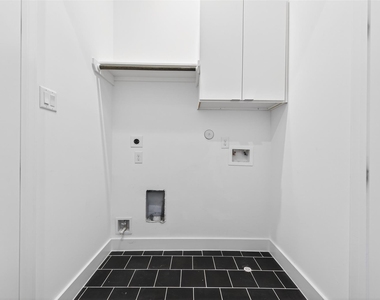 5841 Dolores Street - Photo Thumbnail 19
