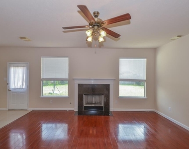 2135 Brinton Oaks Court - Photo Thumbnail 7