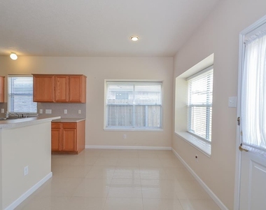 2135 Brinton Oaks Court - Photo Thumbnail 14