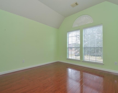 2135 Brinton Oaks Court - Photo Thumbnail 22