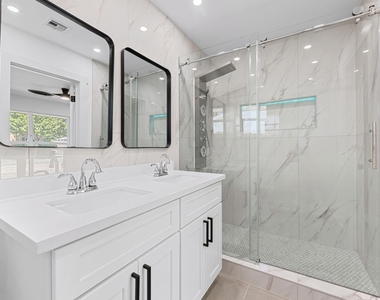 12315 Barryknoll Lane - Photo Thumbnail 4