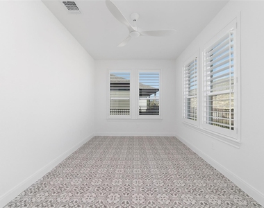 14435 Garden Grove Court - Photo Thumbnail 18