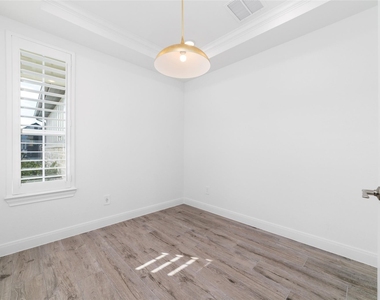 14435 Garden Grove Court - Photo Thumbnail 6