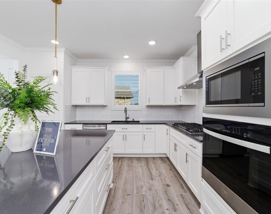 14435 Garden Grove Court - Photo Thumbnail 15