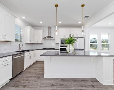 14435 Garden Grove Court - Photo Thumbnail 13