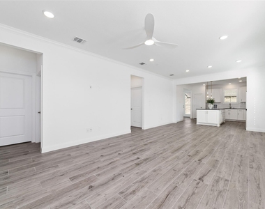 14435 Garden Grove Court - Photo Thumbnail 9
