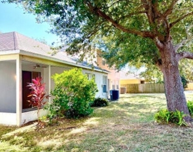 4304 Canby Drive - Photo Thumbnail 10