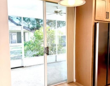 4304 Canby Drive - Photo Thumbnail 5