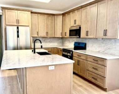 4304 Canby Drive - Photo Thumbnail 4