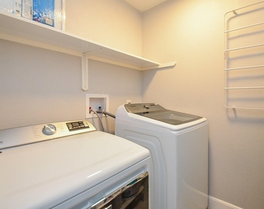12633 Memorial Drive - Photo Thumbnail 15