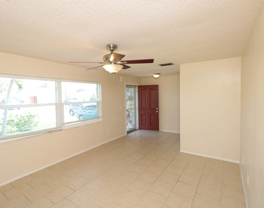 243 Ocean View Lane - Photo Thumbnail 3