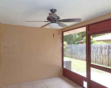 243 Ocean View Lane - Photo Thumbnail 10