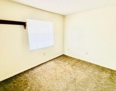4171 David Drive - Photo Thumbnail 7