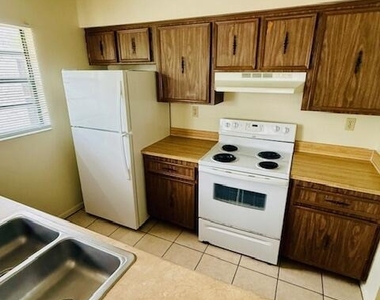 4171 David Drive - Photo Thumbnail 3