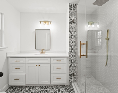 10722 Lynbrook Drive - Photo Thumbnail 25