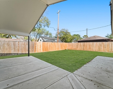 10722 Lynbrook Drive - Photo Thumbnail 32