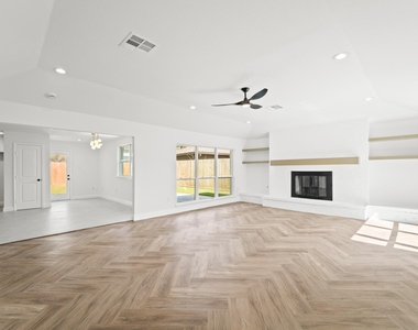10722 Lynbrook Drive - Photo Thumbnail 6