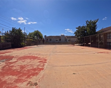 1881 Bering Drive - Photo Thumbnail 35