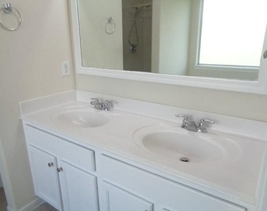 6702 Castle Terrace Court - Photo Thumbnail 26