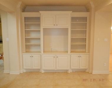 1903 Spring Cedar Lane - Photo Thumbnail 5