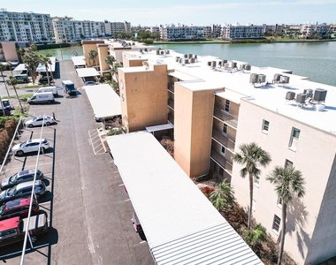 7910 Sun Island Drive S - Photo Thumbnail 25