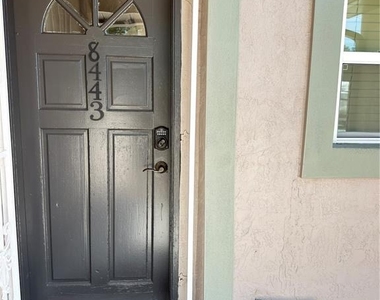 8443 N Grady Avenue - Photo Thumbnail 1