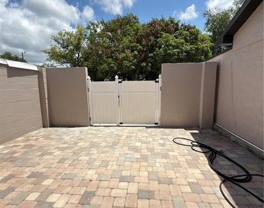 8443 N Grady Avenue - Photo Thumbnail 29